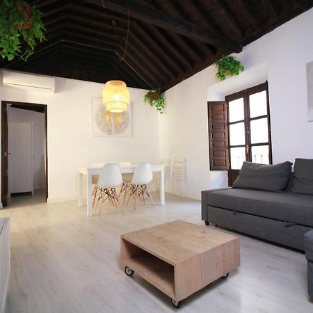 Zahira Suites Grenada Zewnętrze zdjęcie