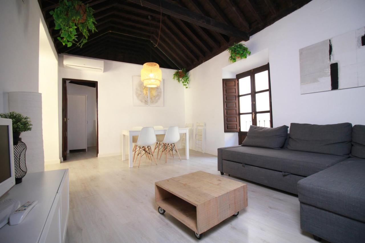 Zahira Suites Grenada Zewnętrze zdjęcie