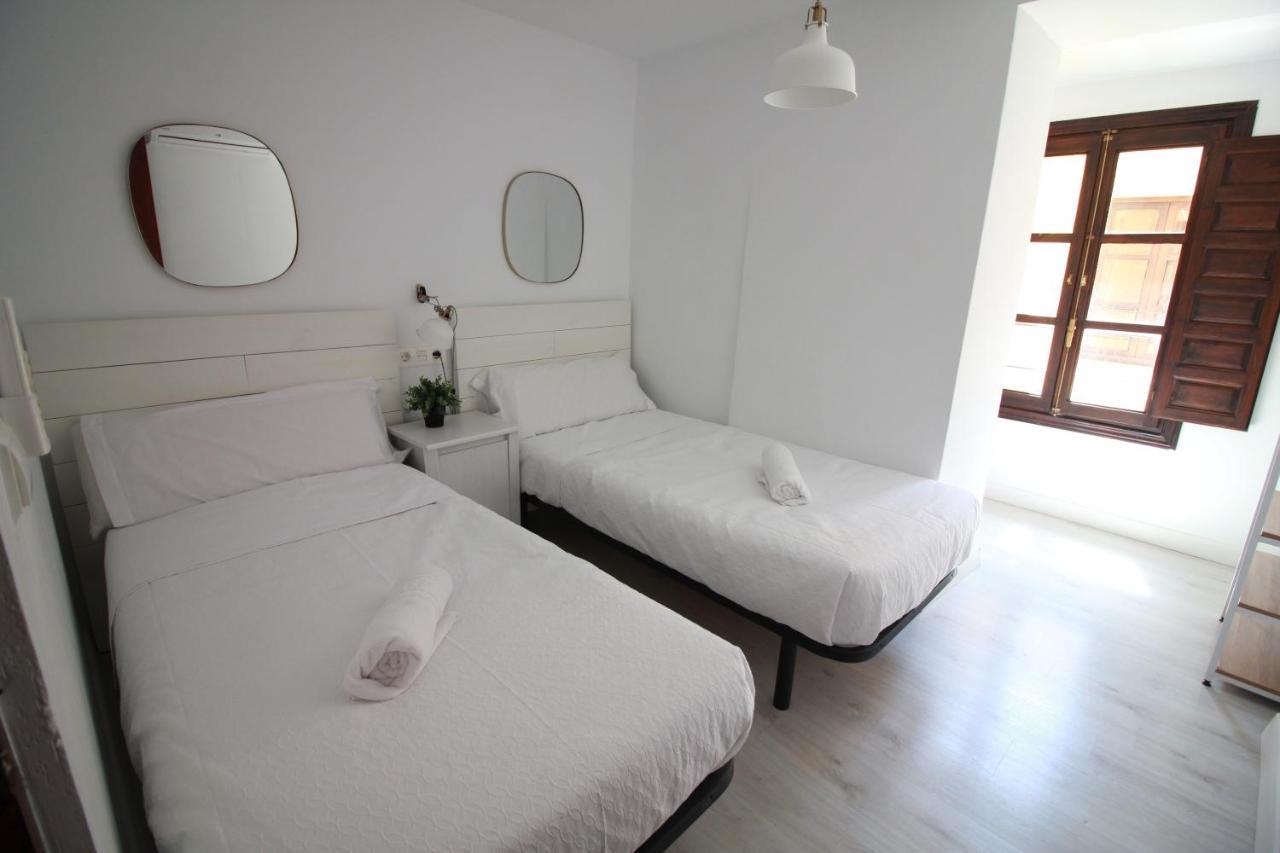 Zahira Suites Grenada Zewnętrze zdjęcie